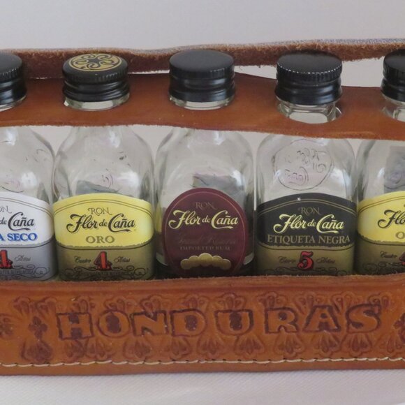 FLOR de CANA Empty Rum Sample Bottles in Leather Holder (K431) - Picture 5 of 5